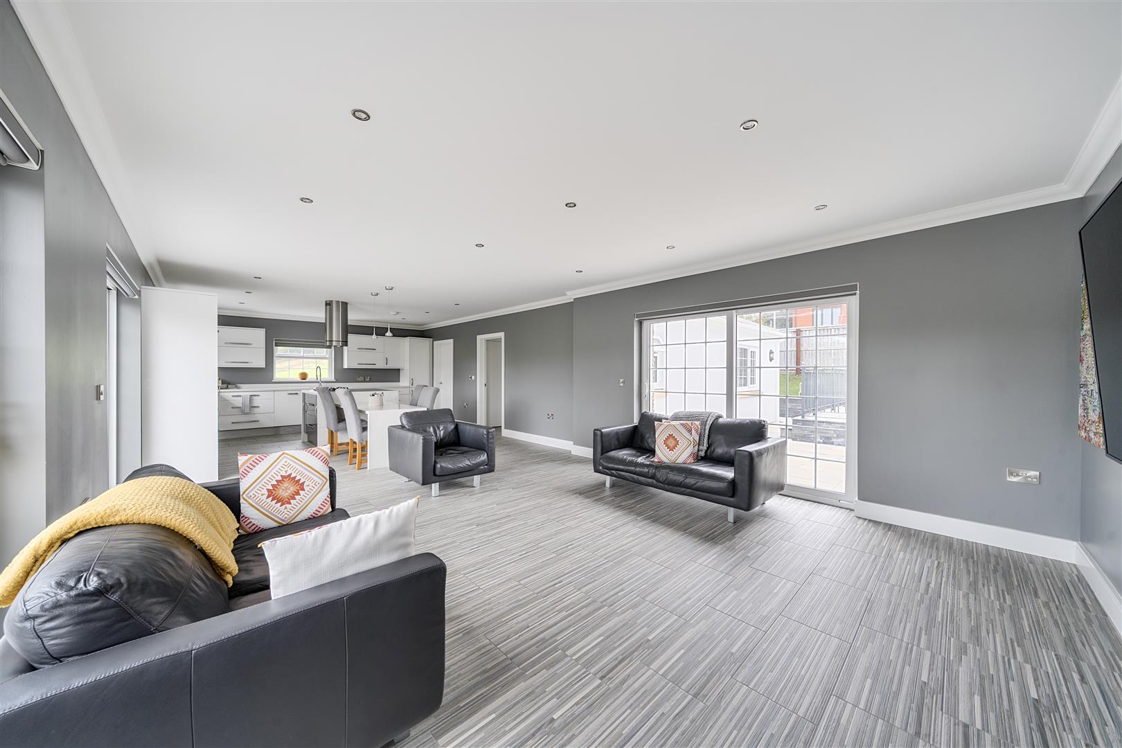 Sawel Court, Pontarddulais, Swansea, SA4 0TF